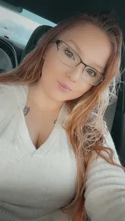 OnlyFans account  sky-the-thick-ginger_96 avatar 1