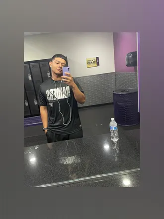 OnlyFans cuenta vitoone503 header 2