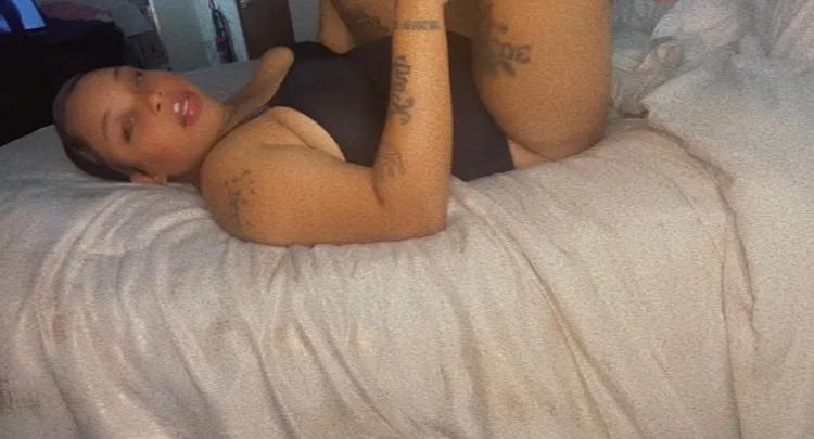 OnlyFans cuenta aaliyah5 header 2