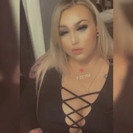 OnlyFans cuenta wifeytype avatar 1