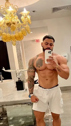 OnlyFans cuenta chriixsz header 2