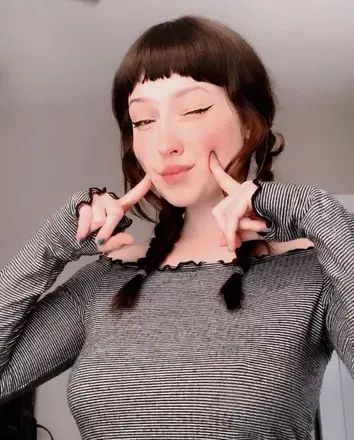 OnlyFans cuenta littlestinkygrl avatar 1