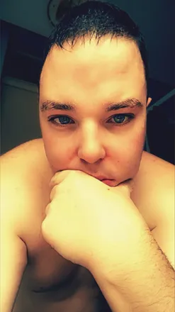 OnlyFans cuenta dadbod117 header 2