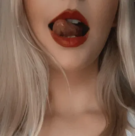 OnlyFans cuenta angelkisses_ avatar 1
