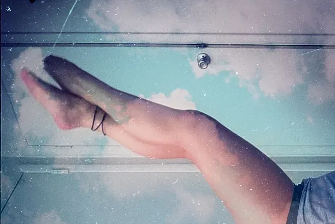 OnlyFans cuenta kinkyxtoes header 2