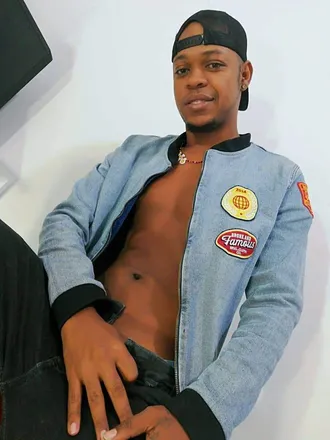 OnlyFans cuenta u163129443 header 2
