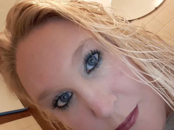 OnlyFans cuenta kitty-your-way header 2