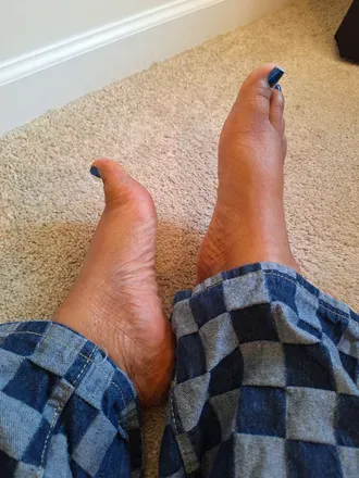 OnlyFans cuenta fivefootfeetof header 2