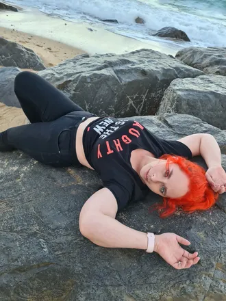OnlyFans cuenta aussie_harli header 2