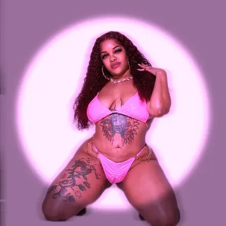 OnlyFans cuenta prettyred_goddess avatar 1