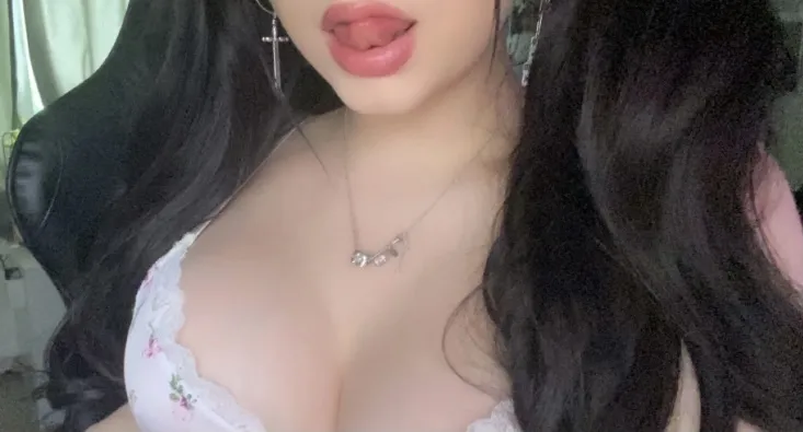 OnlyFans cuenta lenaxwhite header 2