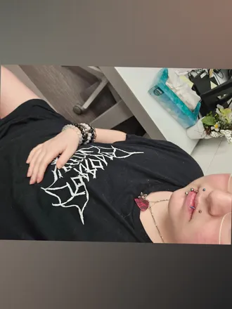 OnlyFans account  kickyfeeps header 2