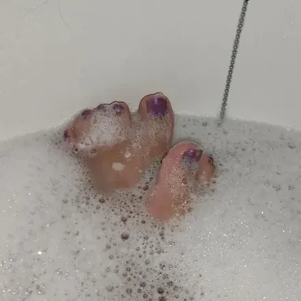 OnlyFans cuenta diansxfeet header 2