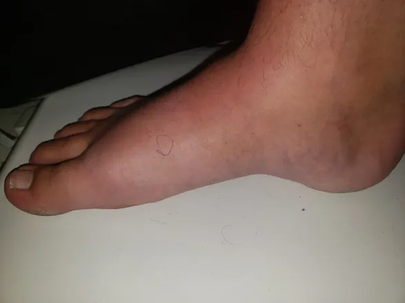 OnlyFans cuenta gggfeetpics header 2