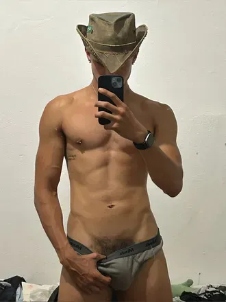 OnlyFans cuenta gutoxxxxx avatar 1