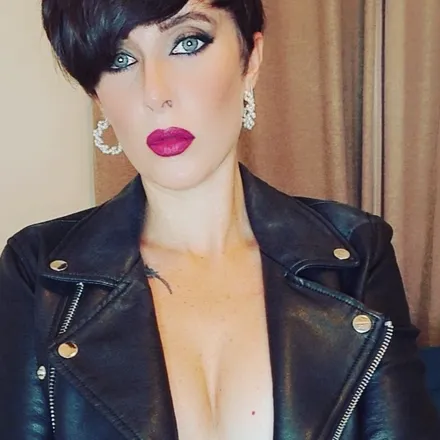 OnlyFans cuenta frenchclara header 2