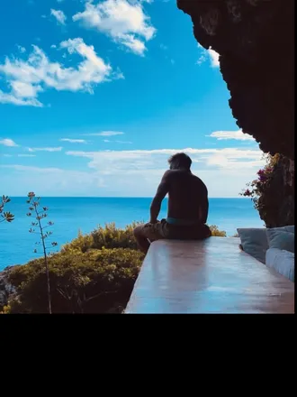 OnlyFans cuenta lorenzo.khan header 2