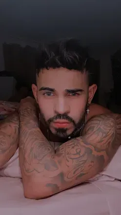 OnlyFans cuenta ronnyaislan previous_avatars_1 3