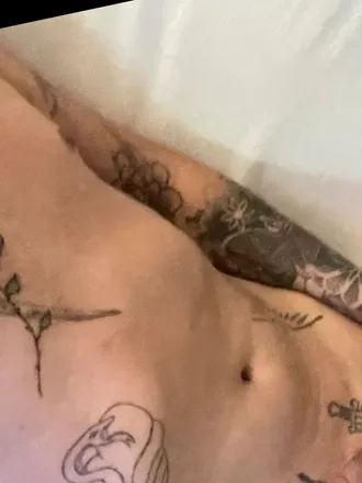 OnlyFans cuenta uglyman87 header 2