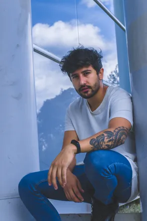 OnlyFans cuenta thomaspoveda header 2