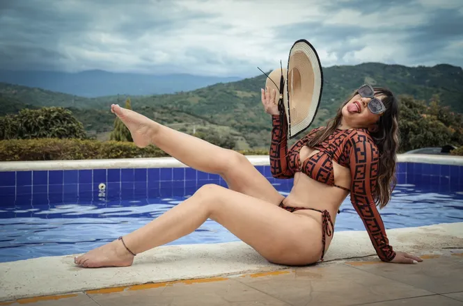 OnlyFans cuenta layla_alabii header 2