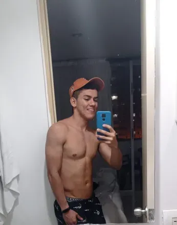 OnlyFans cuenta yfranc19 avatar 1