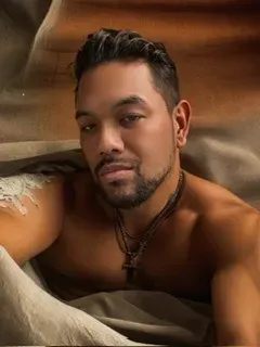 OnlyFans cuenta officialparistyle header 2