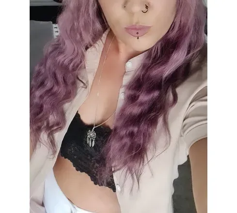 OnlyFans account  x_kinkykaz_x avatar 1