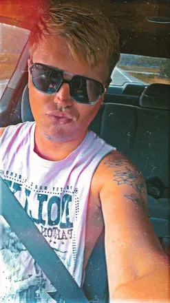 OnlyFans cuenta nerdyboyxxxx avatar 1
