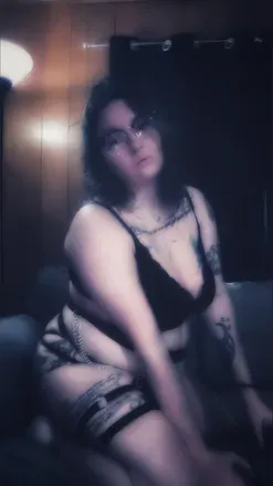 OnlyFans cuenta maevil_queen avatar 1