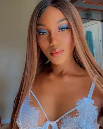 OnlyFans cuenta milanieesymonee avatar 1