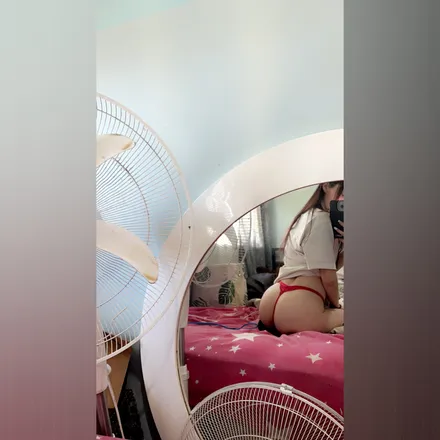 OnlyFans cuenta amiebaby4 header 2