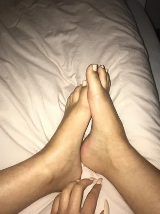 OnlyFans cuenta bellalittle22vip header 2