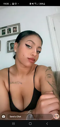 OnlyFans cuenta parice_x header 2