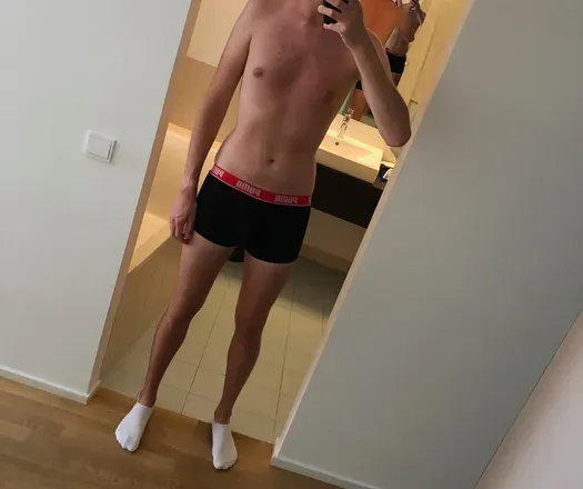 OnlyFans account  guser8 avatar 1
