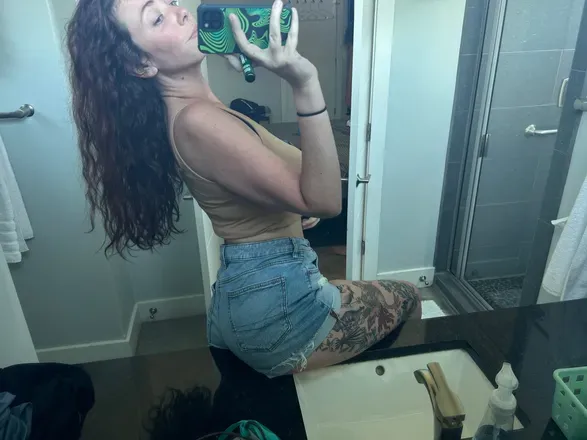 OnlyFans cuenta smokinhotmesssss avatar 1
