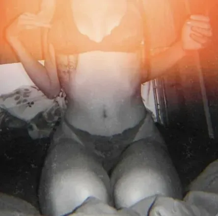 OnlyFans cuenta rebeka8 header 2