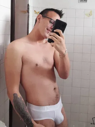 OnlyFans cuenta diego0219 avatar 1
