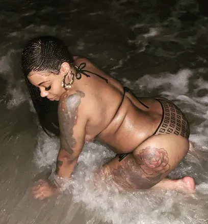 OnlyFans account  thickynicky69 header 2
