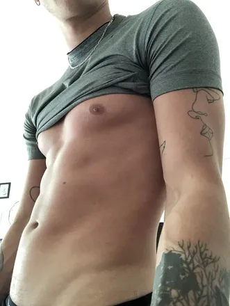 OnlyFans cuenta jw_of header 2