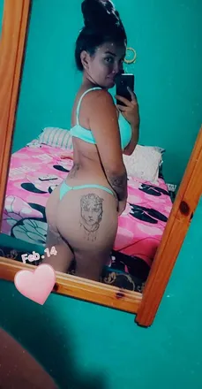 OnlyFans cuenta camiila95 header 2
