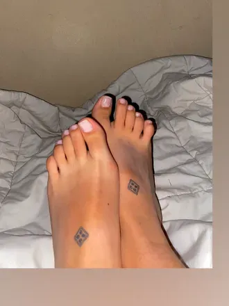 OnlyFans account  katthlen avatar 1