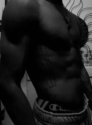 OnlyFans cuenta fendifax avatar 1