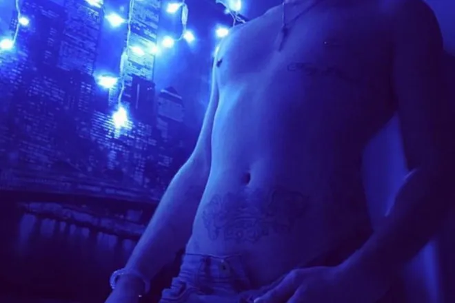 OnlyFans cuenta cam_42o header 2