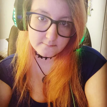 OnlyFans account  foxxienoxxie avatar 1