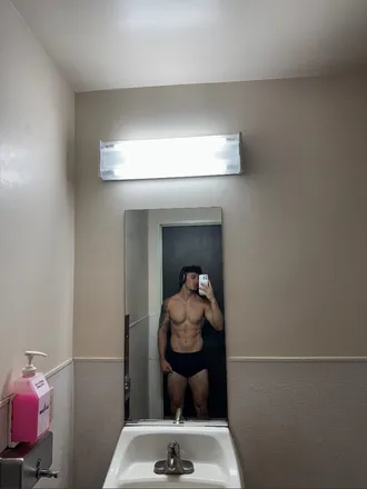 OnlyFans cuenta anthonyleal51 header 2