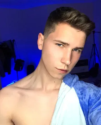 OnlyFans cuenta alexander_blue avatar 1