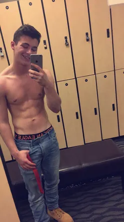 OnlyFans cuenta freakds header 2