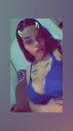 OnlyFans cuenta urfavoritelightskin69 previous_avatars_1 3