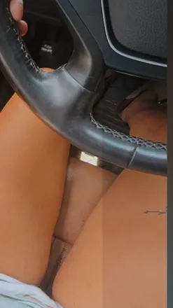 OnlyFans cuenta lucyyyloveee header 2